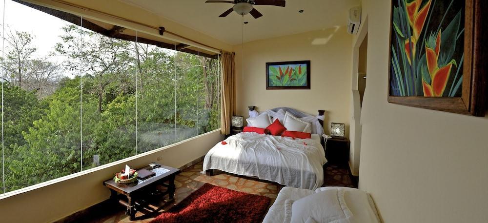 Issimo Suites Boutique Hotel & Spa - Adults Only Manuel Antonio Dış mekan fotoğraf