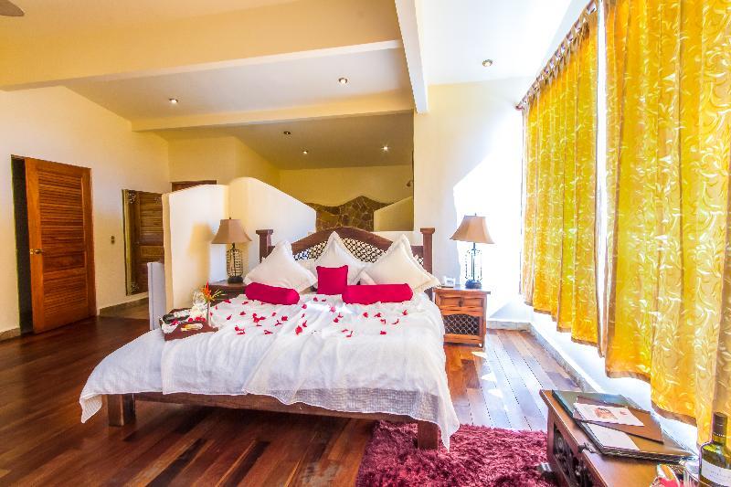 Issimo Suites Boutique Hotel & Spa - Adults Only Manuel Antonio Dış mekan fotoğraf
