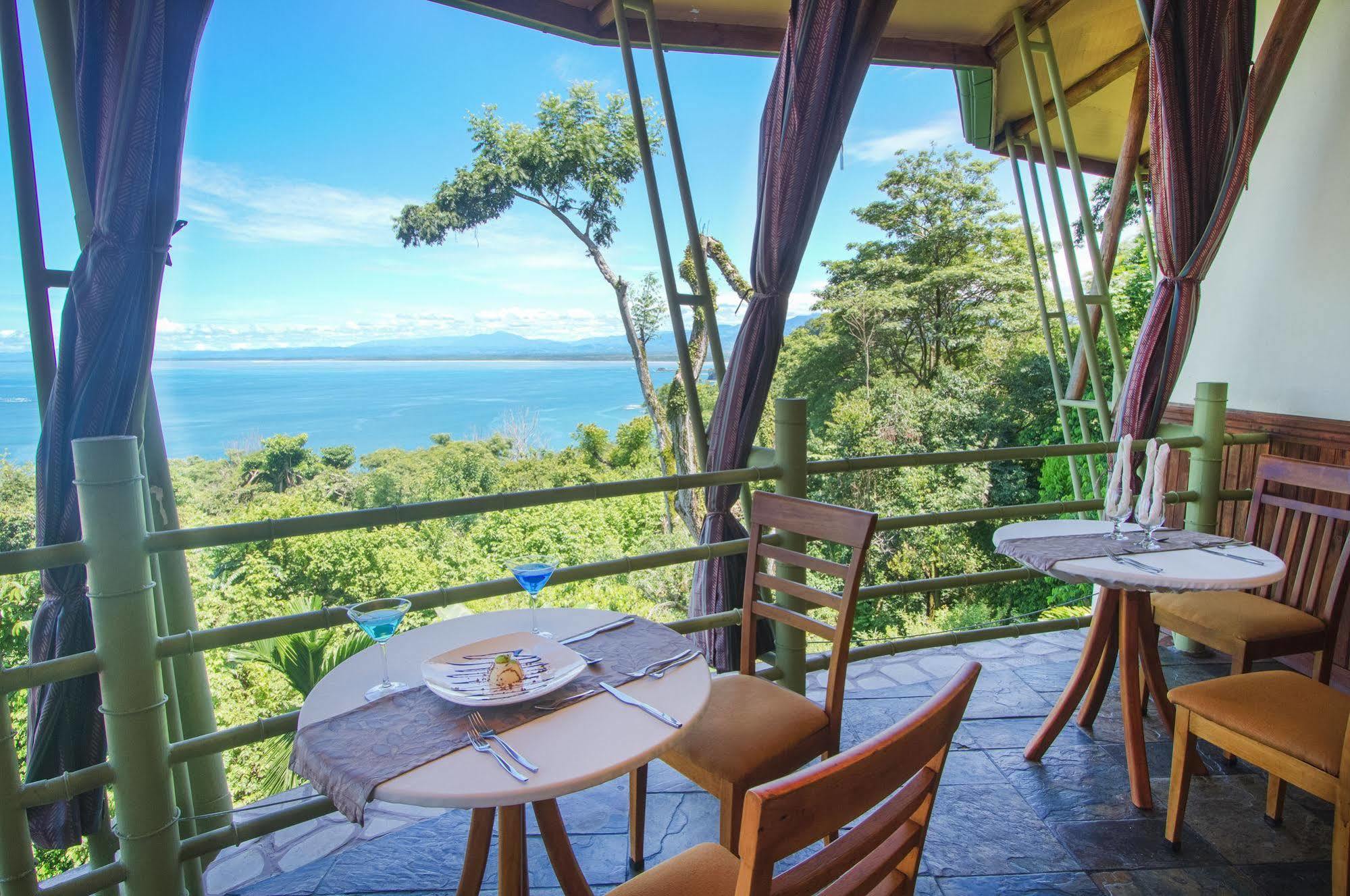 Issimo Suites Boutique Hotel & Spa - Adults Only Manuel Antonio Dış mekan fotoğraf